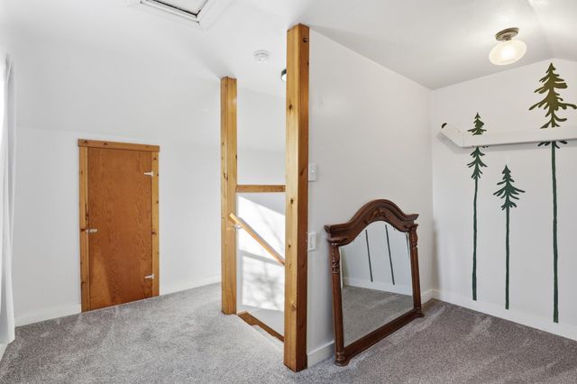 5038 E Commerce Ave, Spokane, WA 99212