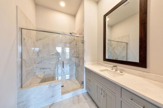 2722 Maxroy Street, Houston, TX 77007