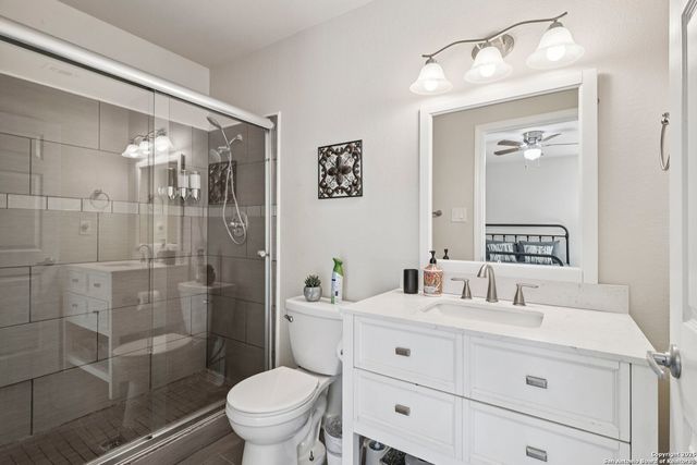 1187 Green Hill Dr, Canyon Lake, TX 78133