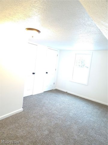 700 Whipple Avenue NW, Canton, OH 44708