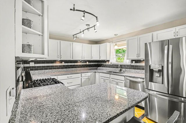 6209 7 Pines, Miami Twp, OH 45449
