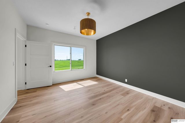 10910 S 222nd Street, Gretna, NE 68028