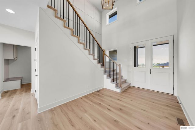 10910 S 222nd Street, Gretna, NE 68028
