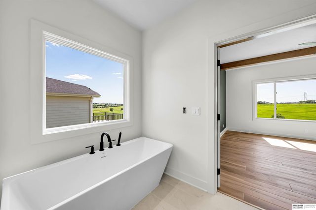 10910 S 222nd Street, Gretna, NE 68028