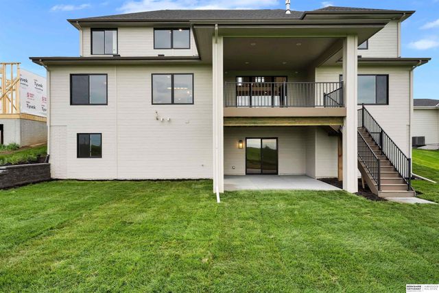 10910 S 222nd Street, Gretna, NE 68028