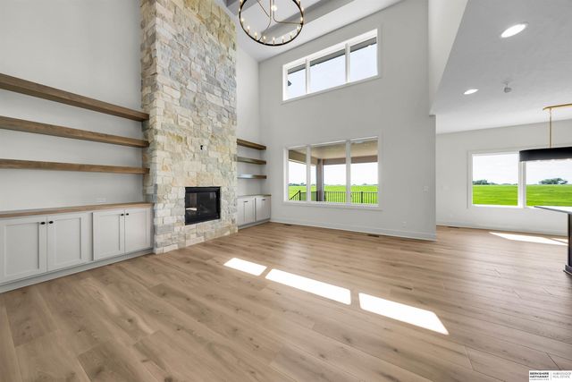 10910 S 222nd Street, Gretna, NE 68028