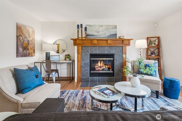 24028 235th Avenue SE, Maple Valley, WA 98038