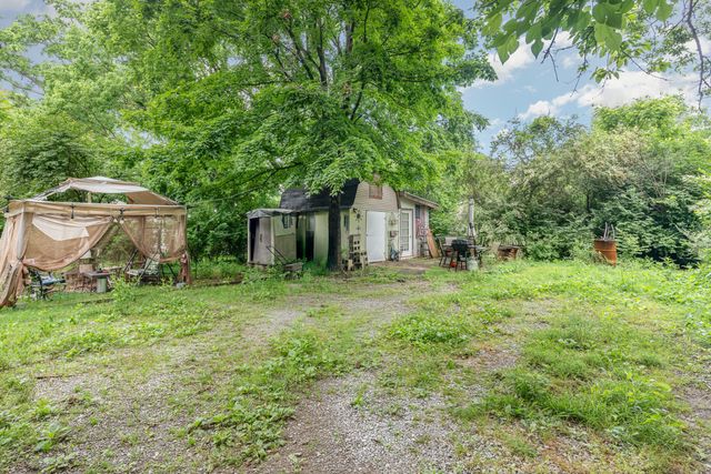 305 Hickory St, Madison, TN 37115