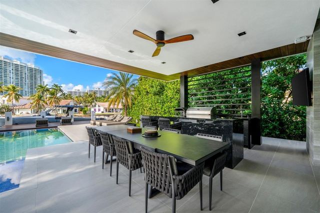 342 S Parkway, Golden Beach, FL 33160