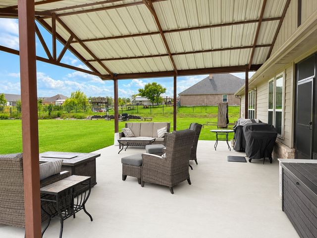 5024 Freestone Drive, Weatherford, TX 76085