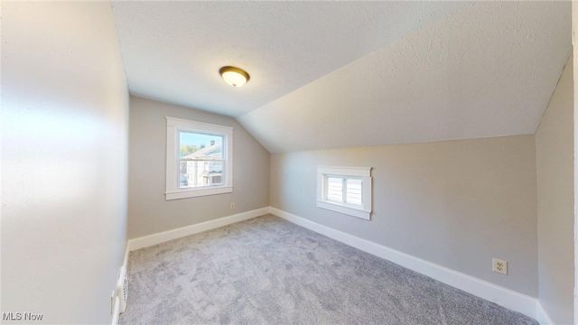 3043 W 105th Street, Cleveland, OH 44111