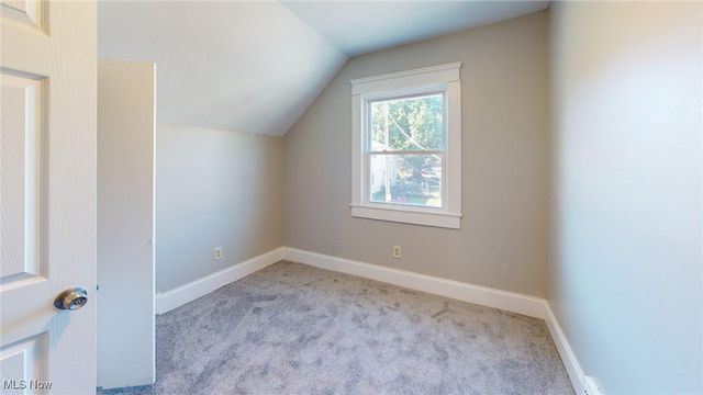 3043 W 105th Street, Cleveland, OH 44111