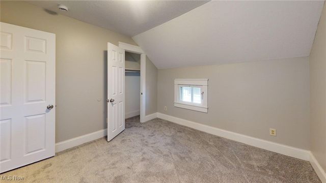 3043 W 105th Street, Cleveland, OH 44111