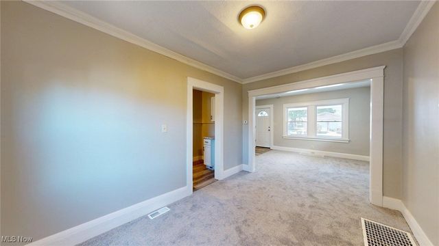 3043 W 105th Street, Cleveland, OH 44111