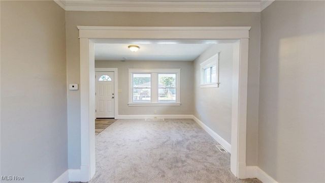 3043 W 105th Street, Cleveland, OH 44111