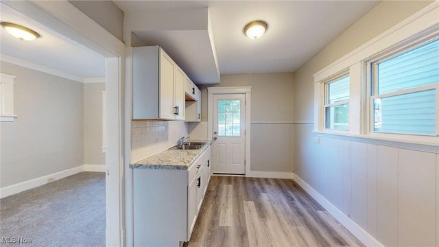 3043 W 105th Street, Cleveland, OH 44111