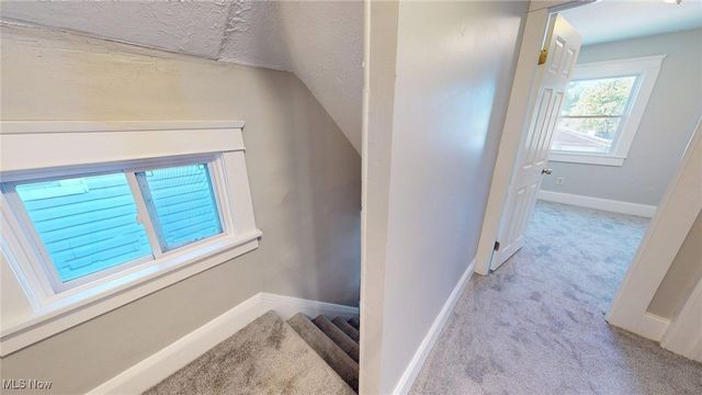 3043 W 105th Street, Cleveland, OH 44111