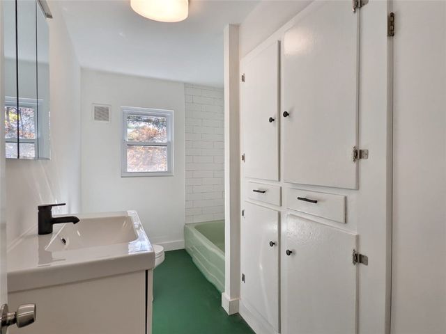 214 Lake Drive, Glocester, RI 02814
