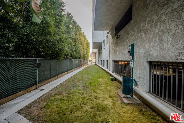 1230 Horn Avenue 524, West Hollywood, CA 90069