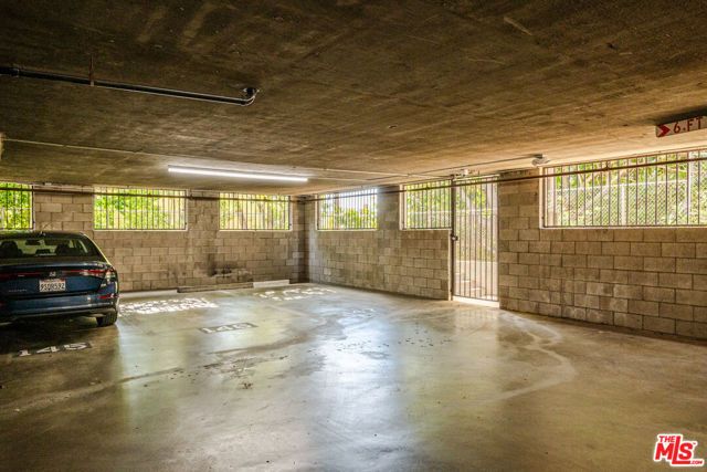 1230 Horn Avenue 524, West Hollywood, CA 90069