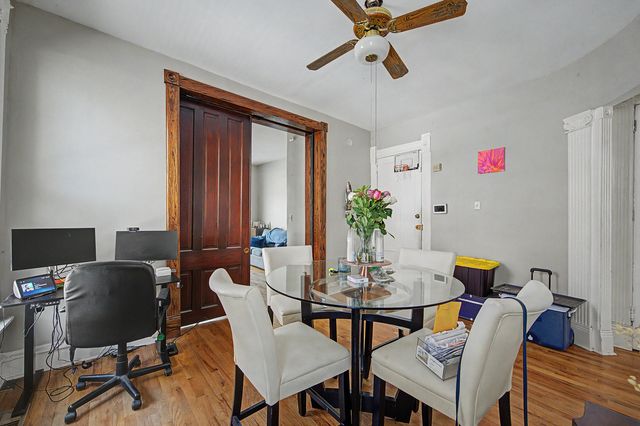 700 S Oakley Boulevard, Chicago, IL 60612