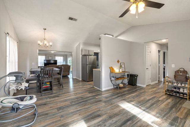 236 Hunters Road, Hopkins, SC 29061