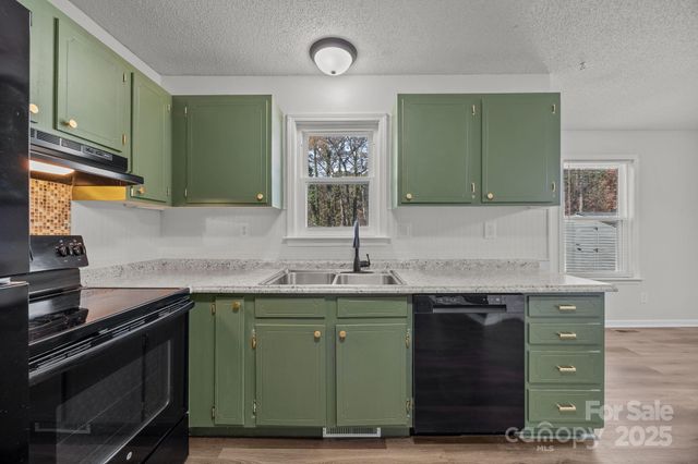 250 Douglas Street, Salisbury, NC 28144