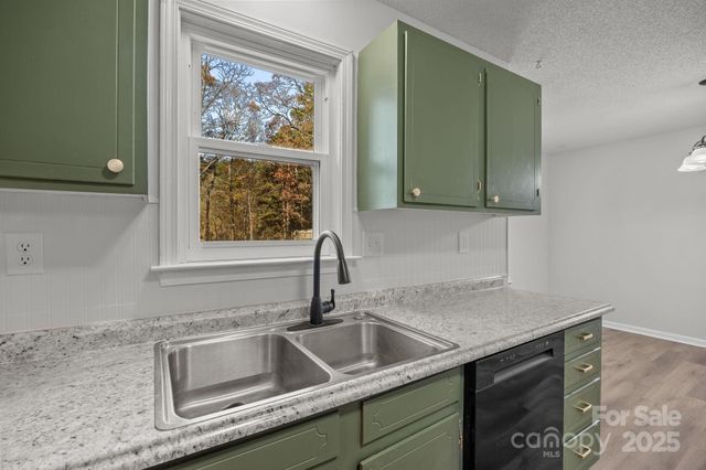 250 Douglas Street, Salisbury, NC 28144