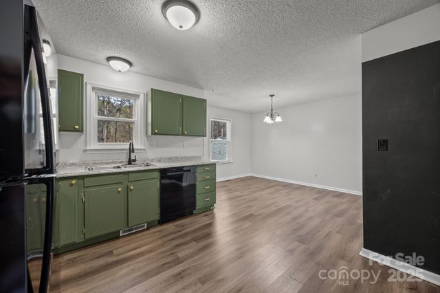 250 Douglas Street, Salisbury, NC 28144