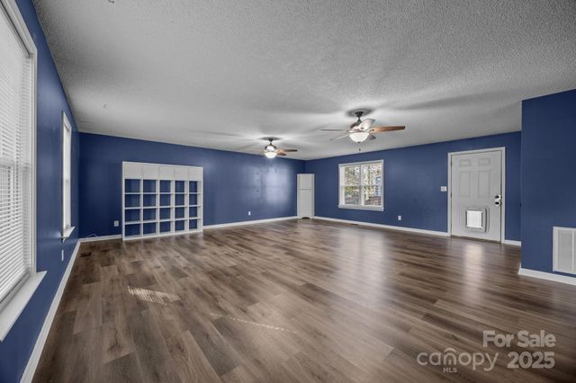 250 Douglas Street, Salisbury, NC 28144