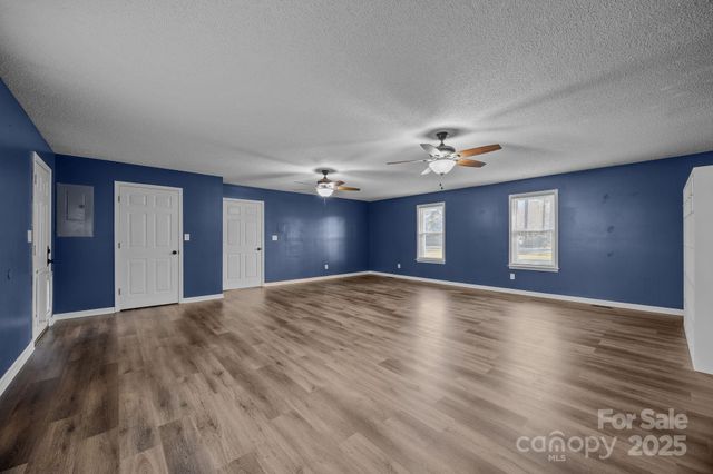 250 Douglas Street, Salisbury, NC 28144