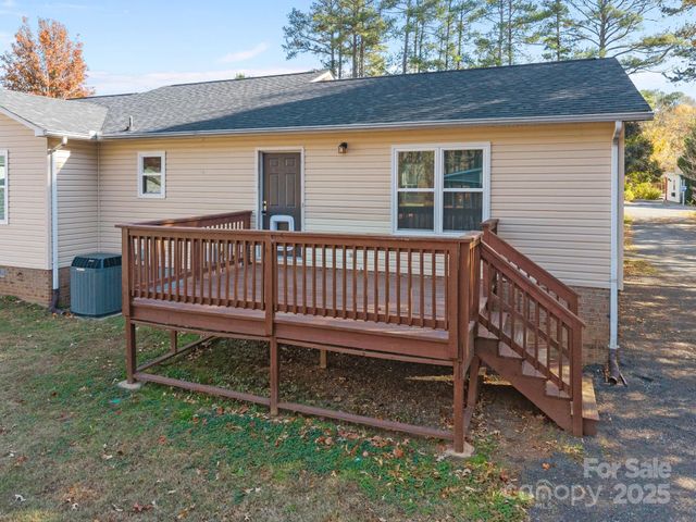 250 Douglas Street, Salisbury, NC 28144