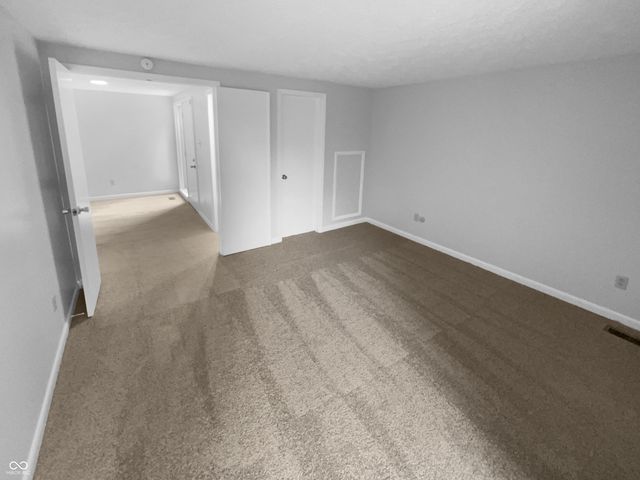 7659 Eagle Valley Pass, Indianapolis, IN 46214