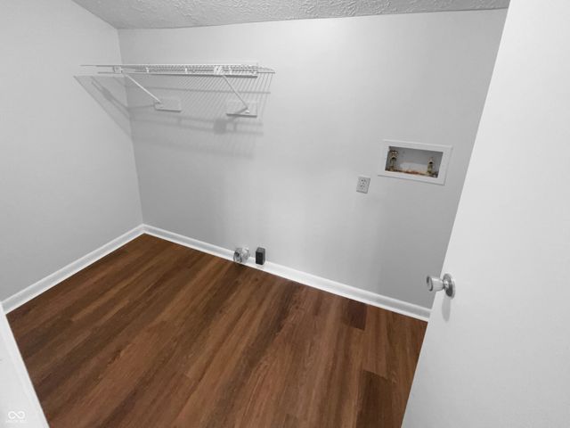 7659 Eagle Valley Pass, Indianapolis, IN 46214