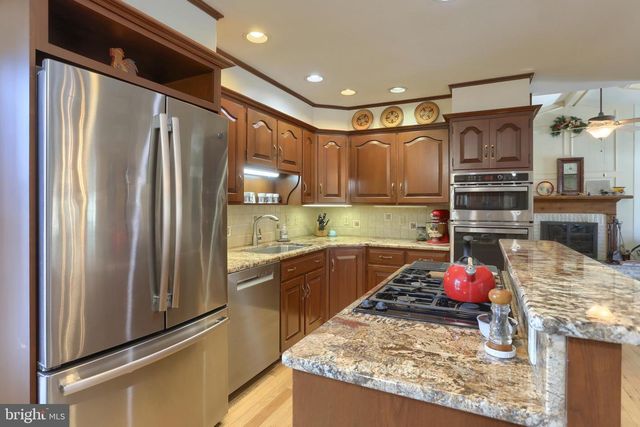 905 EBENEZER RD, Middletown, PA 17057