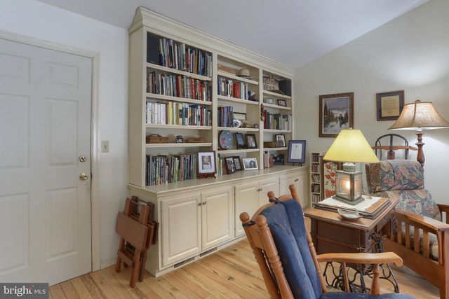 905 EBENEZER RD, Middletown, PA 17057