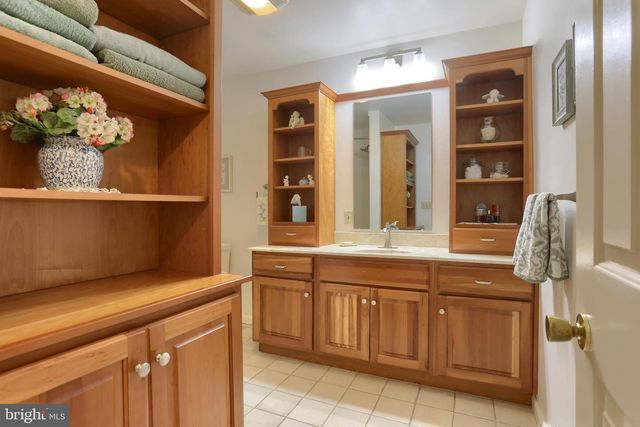 905 EBENEZER RD, Middletown, PA 17057