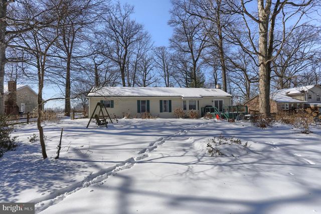 905 EBENEZER RD, Middletown, PA 17057