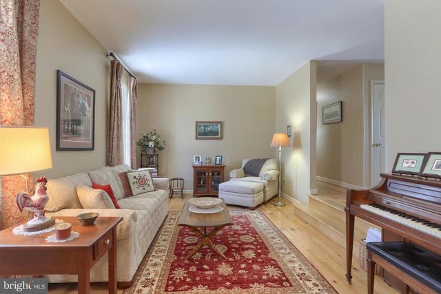 905 EBENEZER RD, Middletown, PA 17057