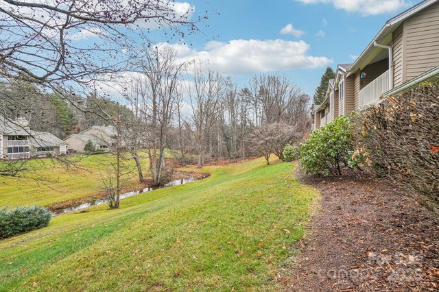 2 Creekside Lane, Asheville, NC 28803