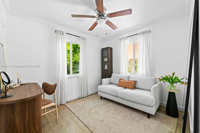 520 SW 12th Ct, Fort Lauderdale, FL 33315