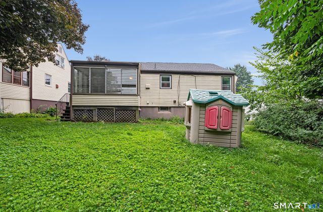 58 Jackson Avenue, West Hartford, CT 06110