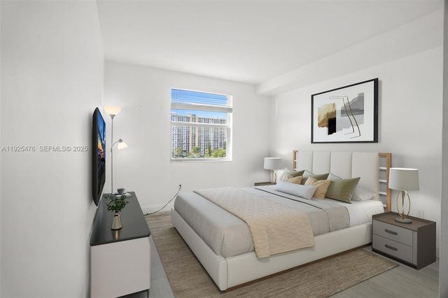 17150 N Bay Rd 2706, Sunny Isles Beach, FL 33160