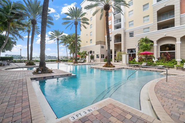 17150 N Bay Rd 2706, Sunny Isles Beach, FL 33160