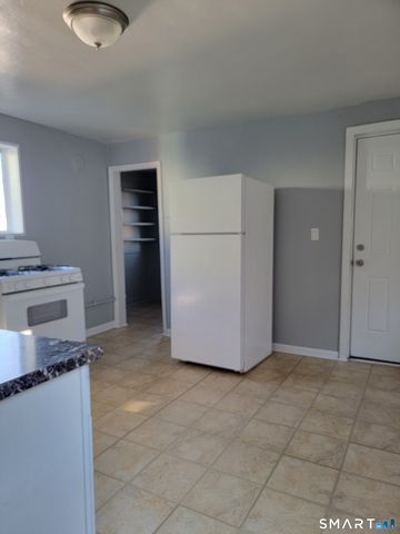 116 Park Street 2, Bridgeport, CT 06608