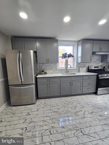 940 E ALLENS LN, Philadelphia, PA 19150