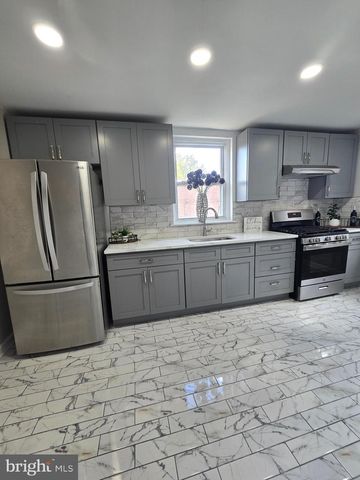 940 E ALLENS LN, Philadelphia, PA 19150