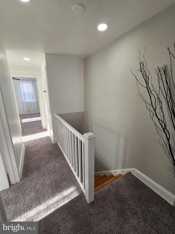 940 E ALLENS LN, Philadelphia, PA 19150