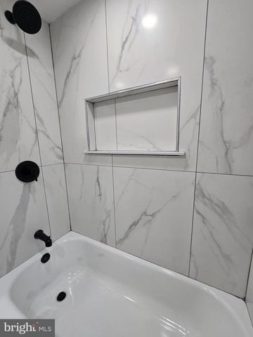 940 E ALLENS LN, Philadelphia, PA 19150