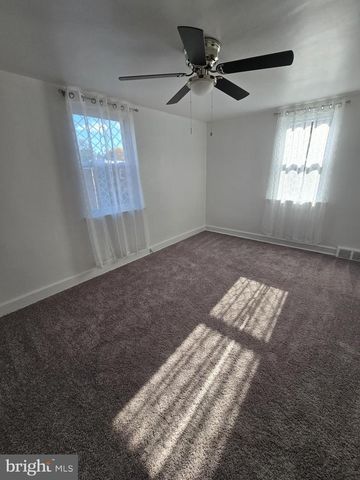 940 E ALLENS LN, Philadelphia, PA 19150